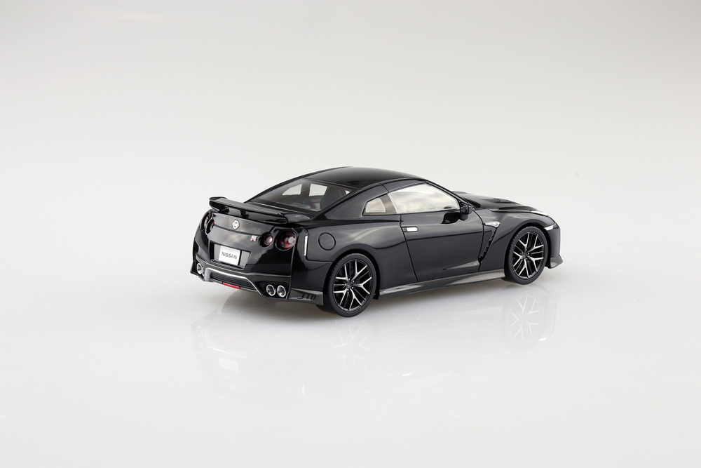 ニッサン NISSAN GT-R(メテオフレークブラックパール) - AOSHIMA SCALE ...