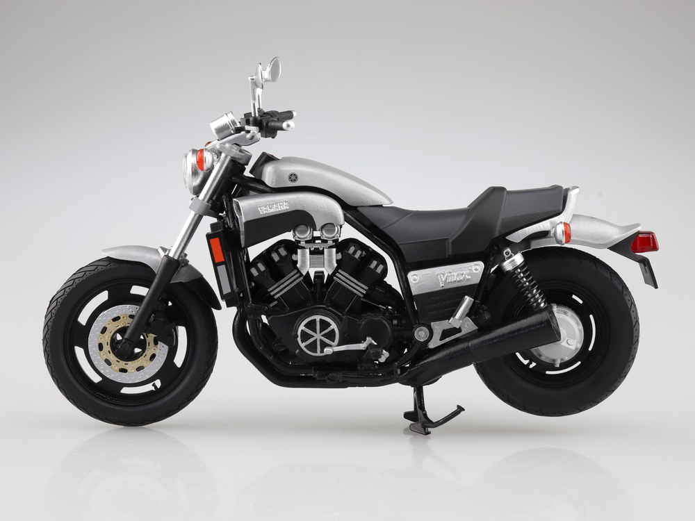 Yamaha Vmax ニューシルバーダスト - AOSHIMA SCALE MODEL LINEUP