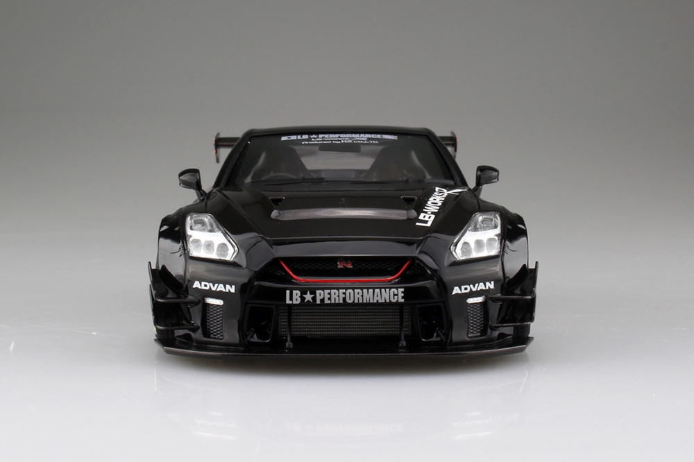 LB☆ワークス R35 GT-R type 2 Ver.2 - AOSHIMA SCALE MODEL LINEUP
