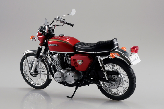 1/12 ホンダ CB750 ドリーム CB750 FOUR '69 カスタム - AOSHIMA
